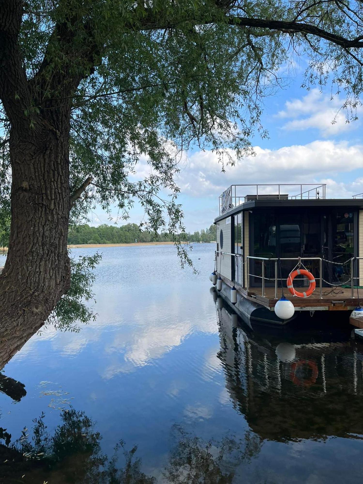 Houseboat Hotel Gudowo Bagian luar foto